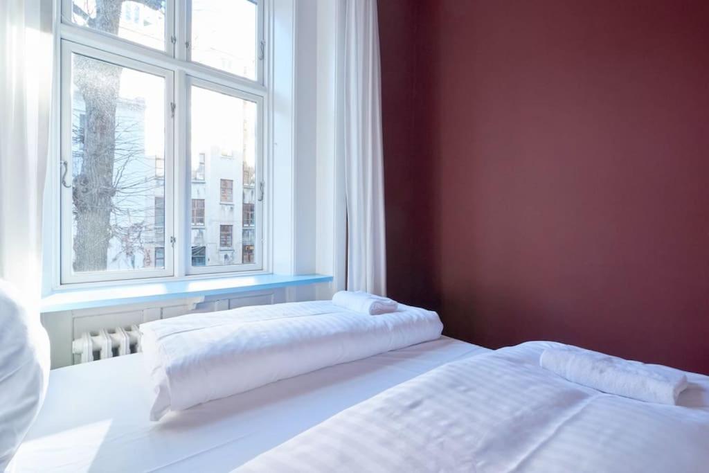 Moderen And Sleek 3Br With Bath By The Lakes And Metro Copenaghen Esterno foto