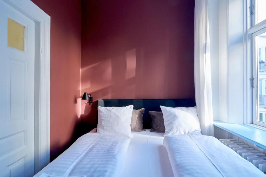 Moderen And Sleek 3Br With Bath By The Lakes And Metro Copenaghen Esterno foto